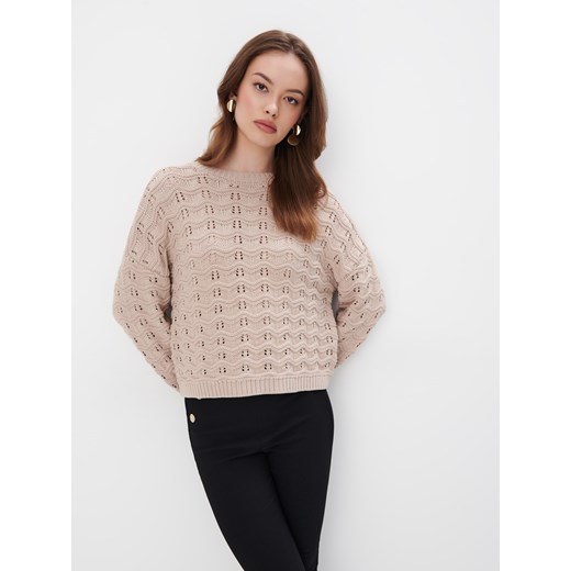 Mohito - Beżowy sweter z ozdobnym splotem - beżowy ze sklepu Mohito w kategorii Swetry damskie - zdjęcie 170128435