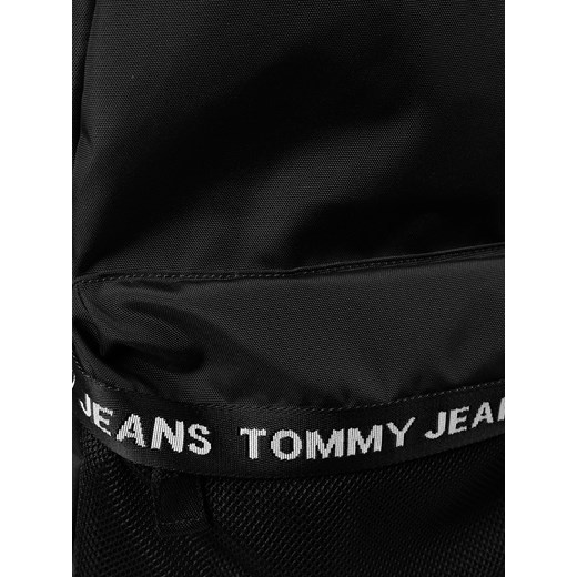 Tommy Jeans Plecak "Tjm Essential" | AM0AM10900 | Mężczyzna | Czarny Tommy Jeans One Size wyprzedaż ubierzsie.com