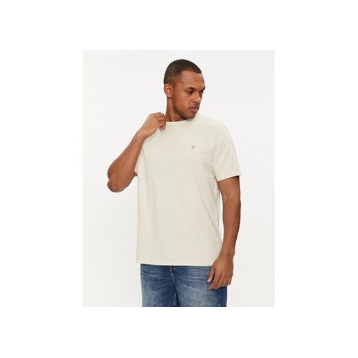 Guess T-Shirt F4GI09 KA260 Beżowy Regular Fit ze sklepu MODIVO w kategorii T-shirty męskie - zdjęcie 170148899