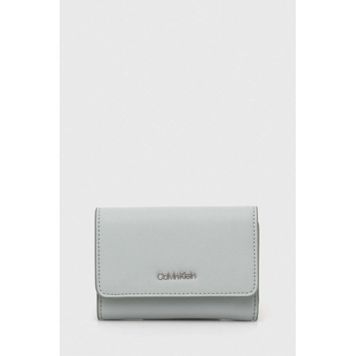 Calvin Klein portfel damski kolor szary ze sklepu ANSWEAR.com w kategorii Portfele damskie - zdjęcie 170171586