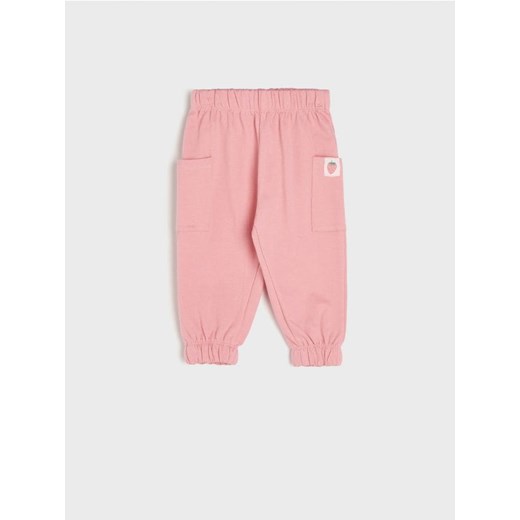Sinsay - Spodnie dresowe jogger - różowy ze sklepu Sinsay w kategorii Spodnie i półśpiochy - zdjęcie 170217356