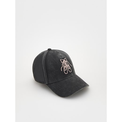 Reserved - Bawełniana czapka z daszkiem - ciemnoszary ze sklepu Reserved w kategorii Czapki dziecięce - zdjęcie 170230276
