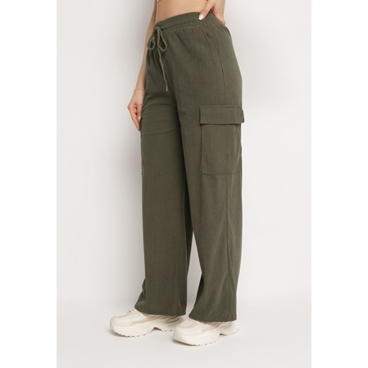Zielone Spodnie Bojówki z Szerokimi Nogawkami Ginevrra ze sklepu Born2be Odzież w kategorii Spodnie damskie - zdjęcie 170300938