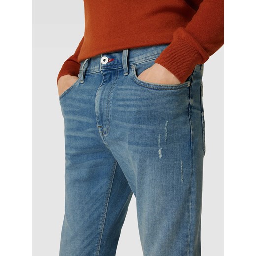 Jeansy z naszywką z logo ze skóry model ‘LAYTON’ Tommy Hilfiger 34/32 Peek&Cloppenburg  promocyjna cena