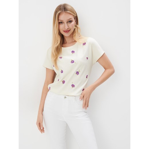 Mohito - T-shirt w kwiaty - kremowy ze sklepu Mohito w kategorii Bluzki damskie - zdjęcie 170340756