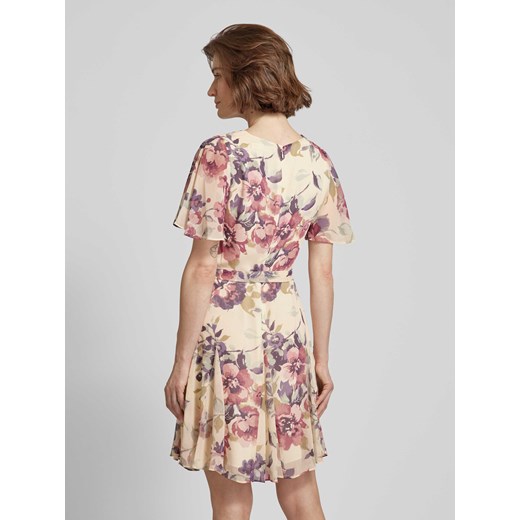 Sukienka o długości do kolan z kwiatowym nadrukiem model ‘WANDELLA’ 42 Peek&Cloppenburg 