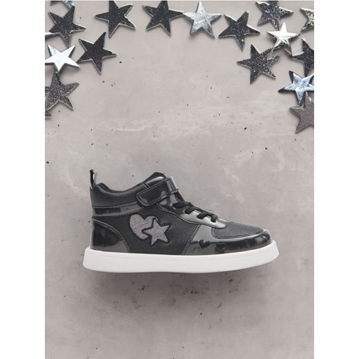 Sinsay - Sneakersy za kostkę - czarny ze sklepu Sinsay w kategorii Buty sportowe dziecięce - zdjęcie 170383358
