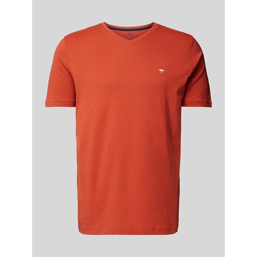 T-shirt z dekoltem w serek ze sklepu Peek&Cloppenburg  w kategorii T-shirty męskie - zdjęcie 170395458