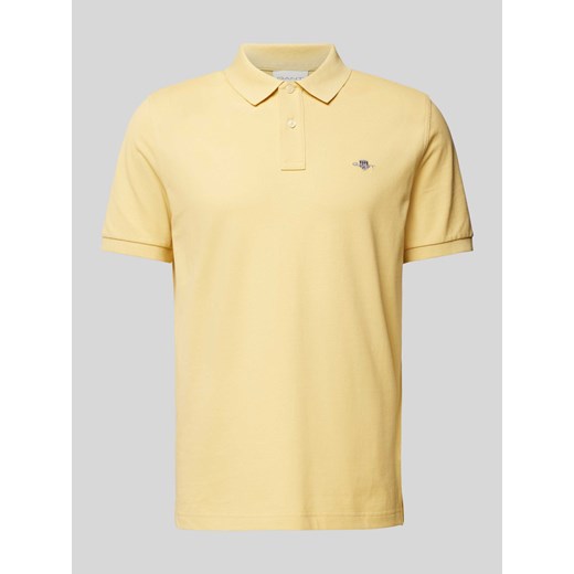Koszulka polo o kroju regular fit z wyhaftowanym logo model ‘SHIELD’ ze sklepu Peek&Cloppenburg  w kategorii T-shirty męskie - zdjęcie 170406737