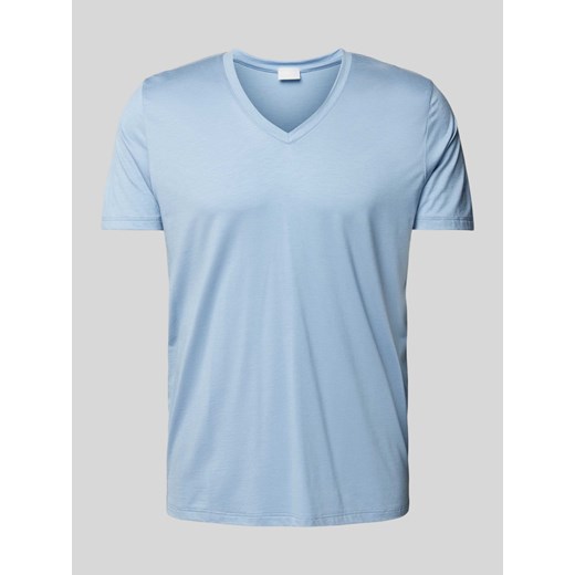 T-shirt z dekoltem w serek ze sklepu Peek&Cloppenburg  w kategorii T-shirty męskie - zdjęcie 170406848