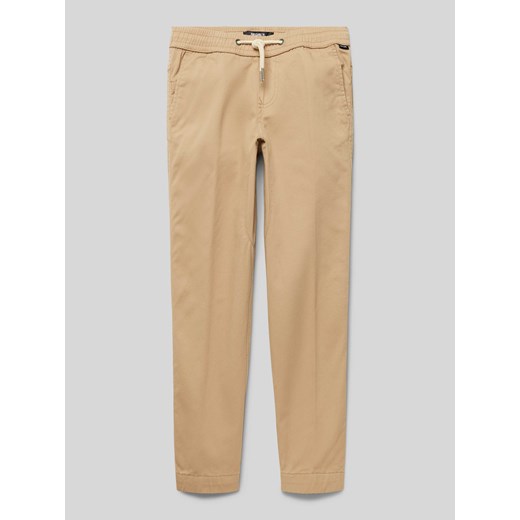 Spodnie o kroju regular fit z detalem z logo model ‘EPIC JOGGER’ ze sklepu Peek&Cloppenburg  w kategorii Spodnie chłopięce - zdjęcie 170413777