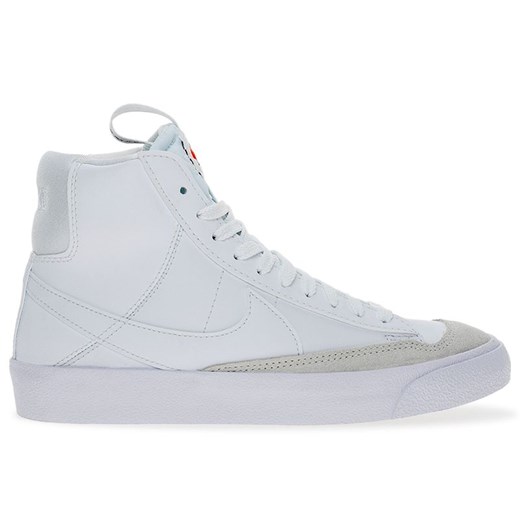 Buty Nike Blazer Mid '77 DH8640-102 - białe ze sklepu streetstyle24.pl w kategorii Trampki damskie - zdjęcie 170414366