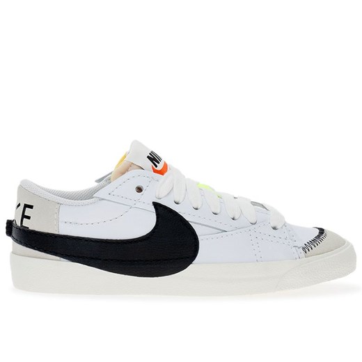 Buty Nike Blazer Low '77 Jumbo DN2158-101 - białe ze sklepu streetstyle24.pl w kategorii Trampki męskie - zdjęcie 170414368