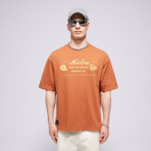 NEW ERA T-SHIRT NE HERITAGE PATCH OS NONE ze sklepu Sizeer w kategorii T-shirty męskie - zdjęcie 170420279