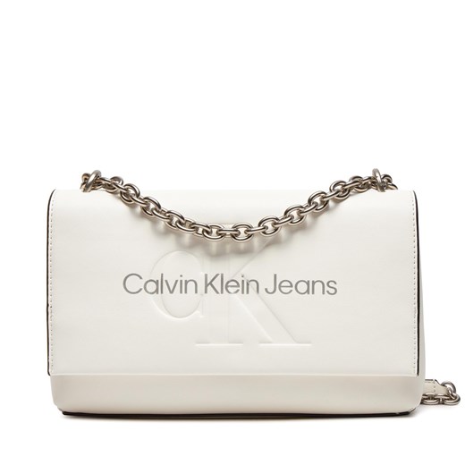 Torebka Calvin Klein Jeans Sculpted Ew Flap Conv25 Mono K60K611866 White/Silver Logo 0LI ze sklepu eobuwie.pl w kategorii Listonoszki - zdjęcie 170426117