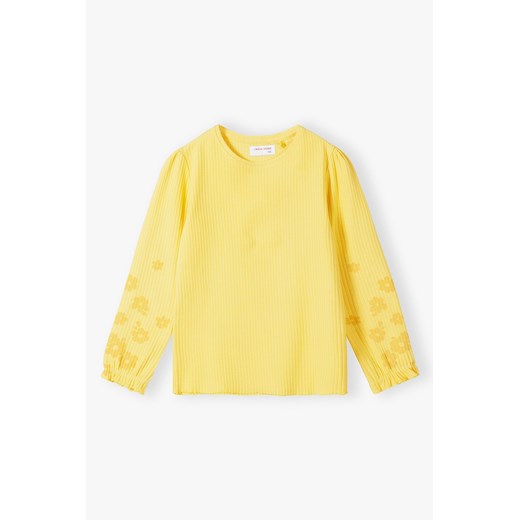 Żółta bluzka dla dziewczynki z nadrukiem przy rękawach ze sklepu 5.10.15 w kategorii Bluzki dziewczęce - zdjęcie 170431235