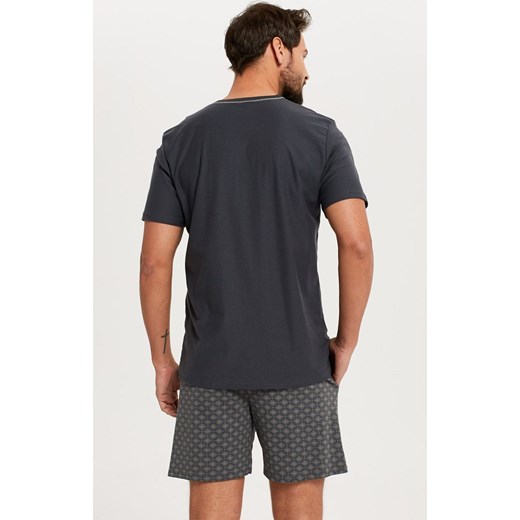 Grafitowa piżama męska na krótki rękaw i krótkie spodnie Abel, Kolor grafitowy-wzór, Rozmiar M, Italian Fashion ze sklepu Intymna w kategorii Piżamy męskie - zdjęcie 170480036