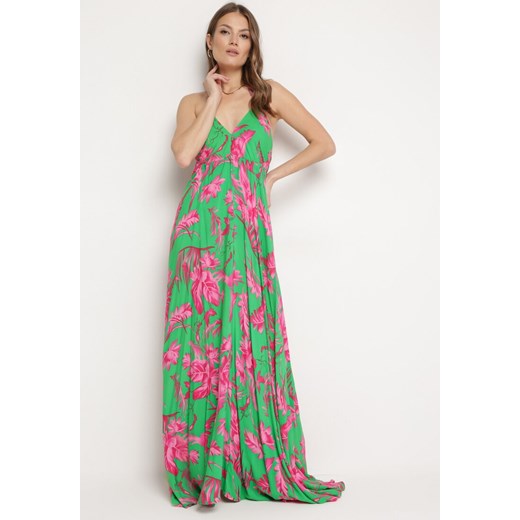 Zielona Letnia Sukienka Maxi w Kwiatowy Wzór o Rozkloszowanym Dole z Wiskozy Heviana ze sklepu Born2be Odzież w kategorii Sukienki - zdjęcie 170495435