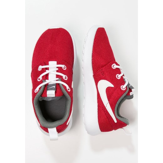Nike Sportswear ROSHERUN Tenisówki i Trampki gym red/white/dark grey zalando  bez wzorów/nadruków