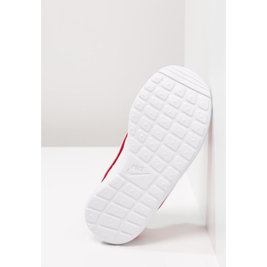 Nike Sportswear ROSHERUN Tenisówki i Trampki gym red/white/dark grey zalando  ocieplane