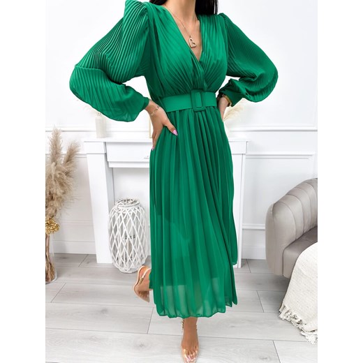 Sukienka Modnakiecka.pl rozkloszowana z dekoltem w serek 