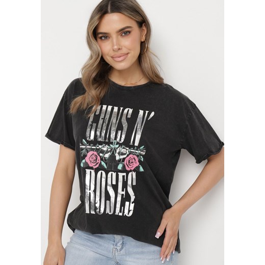 Ciemnoszary T-shirt z Bawełny z Napisem Guns N' Roses Pocamona ze sklepu Born2be Odzież w kategorii Bluzki damskie - zdjęcie 170511739
