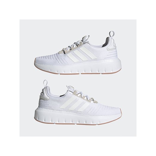 adidas Sneakersy &quot;Swift Run 23&quot; w kolorze białym ze sklepu Limango Polska w kategorii Buty sportowe męskie - zdjęcie 170515007