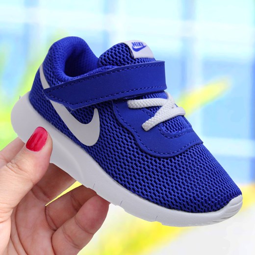 Nike Tanjun (TDV) Dziecięce Niebiesko-Białe (818383-400) Nike 23.5 wyprzedaż Worldbox