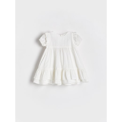 Reserved - Sukienka z falbankami - biały ze sklepu Reserved w kategorii Sukienki niemowlęce - zdjęcie 170521977