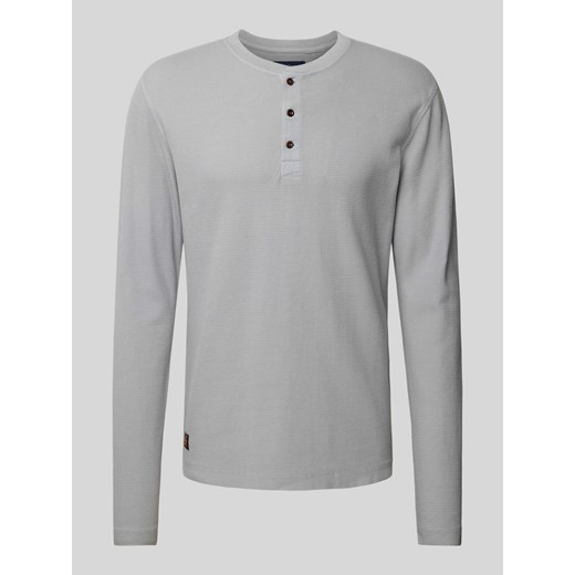Bluzka z długim rękawem i dekoltem serafino ze sklepu Peek&Cloppenburg  w kategorii T-shirty męskie - zdjęcie 170530426