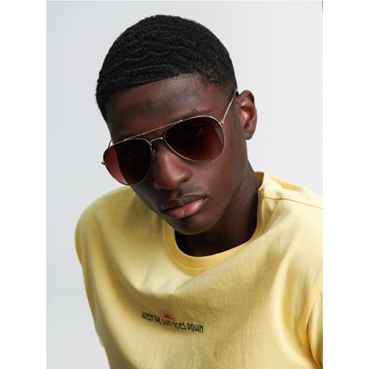 Sinsay - Okulary przeciwsłoneczne - brązowy ze sklepu Sinsay w kategorii Okulary przeciwsłoneczne męskie - zdjęcie 170531718