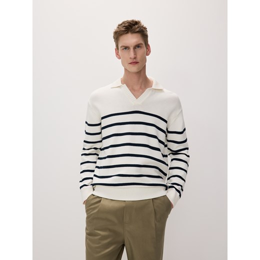 Reserved - Bawełniany sweter w paski - złamana biel ze sklepu Reserved w kategorii Swetry męskie - zdjęcie 170531957