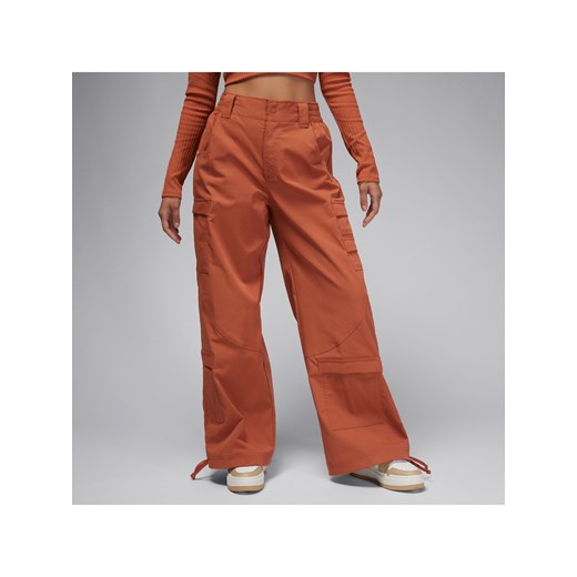 Damskie grube spodnie Jordan Chicago - Różowy ze sklepu Nike poland w kategorii Spodnie damskie - zdjęcie 170550167