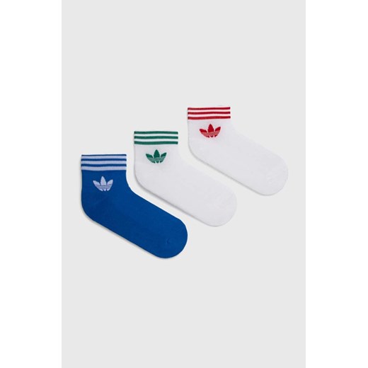 adidas Originals skarpetki 3-pack kolor niebieski IU2662 ze sklepu ANSWEAR.com w kategorii Skarpetki damskie - zdjęcie 170555899