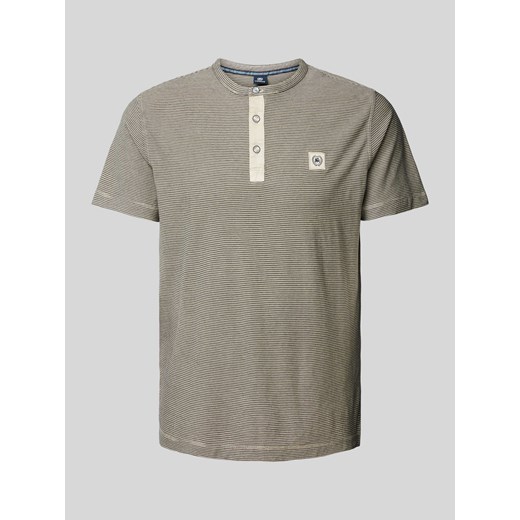 T-shirt z dekoltem serafino ze sklepu Peek&Cloppenburg  w kategorii T-shirty męskie - zdjęcie 170581537