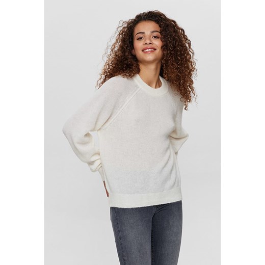 NÜMPH Sweter w kolorze kremowym ze sklepu Limango Polska w kategorii Swetry damskie - zdjęcie 170587279
