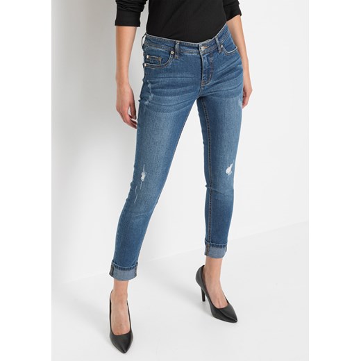 Dżinsy z wywiniętymi nogawkami w krótszej długości ze sklepu bonprix w kategorii Jeansy damskie - zdjęcie 170599066