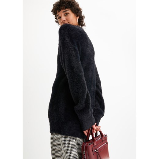 Sweter z dzianiny z włosem ze sklepu bonprix w kategorii Swetry damskie - zdjęcie 170604839