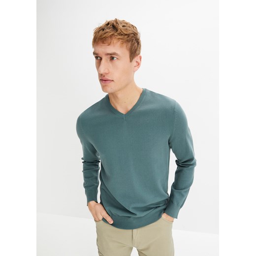 Sweter z dekoltem w serek ze sklepu bonprix w kategorii Swetry męskie - zdjęcie 170614667
