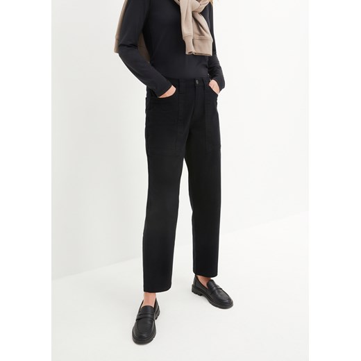 Spodnie twillowe z naszywanymi kieszeniami ze sklepu bonprix w kategorii Spodnie damskie - zdjęcie 170620228