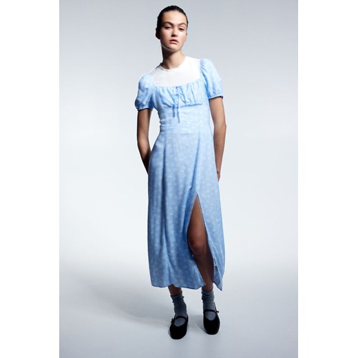 Sukienka H & M midi niebieska z krótkimi rękawami casual 