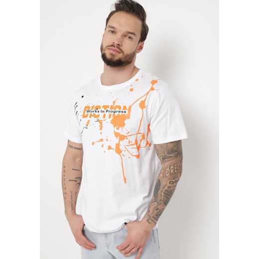 Biała Koszulka Bawełniana z Nadrukiem z Przodu Lorasia ze sklepu Born2be Odzież w kategorii T-shirty męskie - zdjęcie 170646447