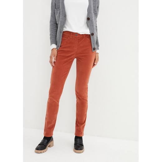 Spodnie sztruksowe ze stretchem Slim Fit ze sklepu bonprix w kategorii Spodnie damskie - zdjęcie 170649218