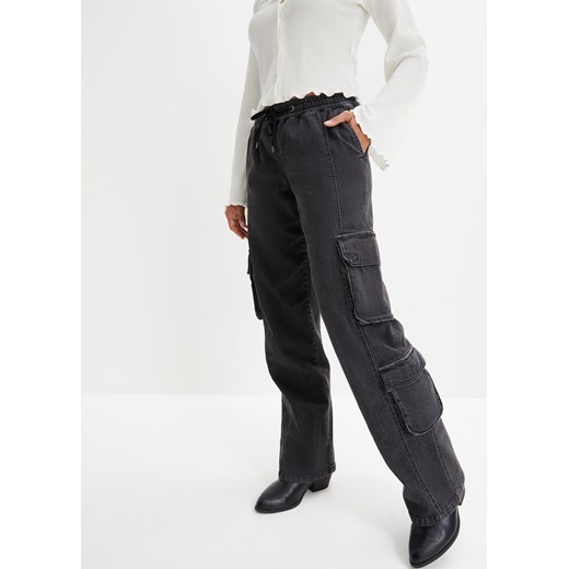 Dżinsy bojówki z szerokimi nogawkami ze sklepu bonprix w kategorii Jeansy damskie - zdjęcie 170650199