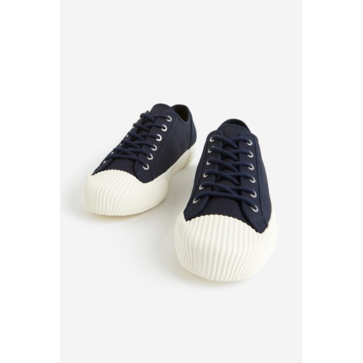 H & M - Płócienne buty sportowe - Niebieski ze sklepu H&M w kategorii Trampki męskie - zdjęcie 170667307