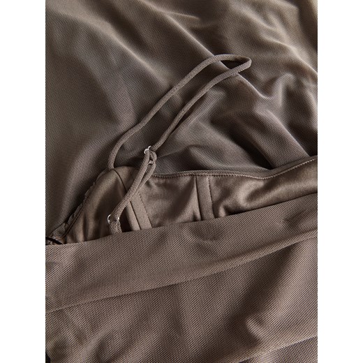 Sukienka Reserved tiulowa