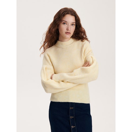 Reserved - Sweter z bufiastym rękawem - jasnożółty ze sklepu Reserved w kategorii Swetry damskie - zdjęcie 170707599