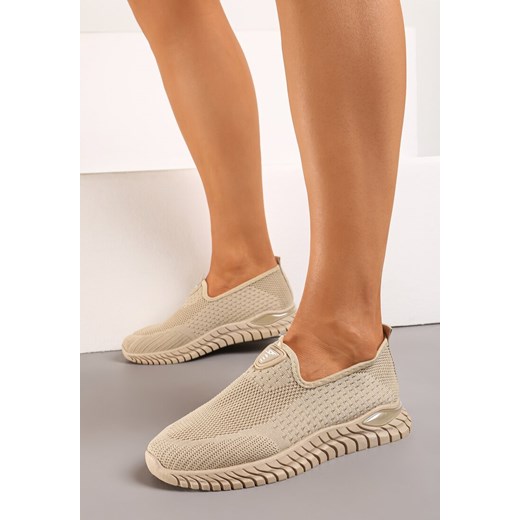 Buty sportowe damskie Born2be bez zapięcia
