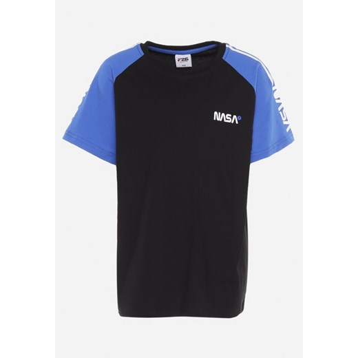 Czarna Koszulka T-shirt z Ozdobnymi Lampasami i Napisem z Elastycznej Bawełny  Aerapa ze sklepu Born2be Odzież w kategorii T-shirty chłopięce - zdjęcie 170736005