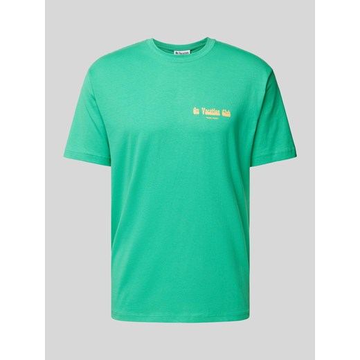 T-shirt z okrągłym dekoltem model ‘Beach Day’ ze sklepu Peek&Cloppenburg  w kategorii T-shirty męskie - zdjęcie 170737147